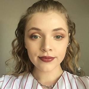 Meet your Posher, Izzy